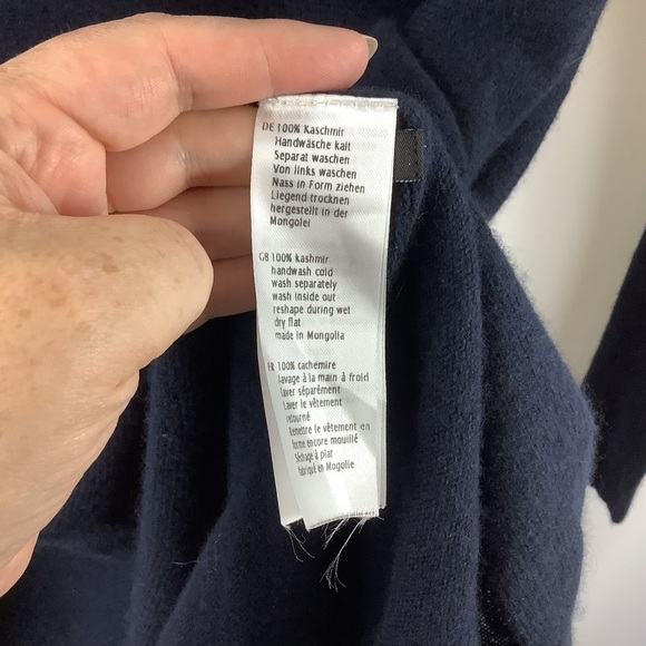 Elemente Clemente Blue Cashmere Pullover Dress - Picture 3 of 5